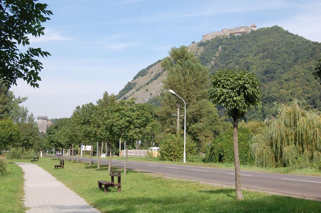 Zách Klára utcai Apartman Visegrád Exterior foto
