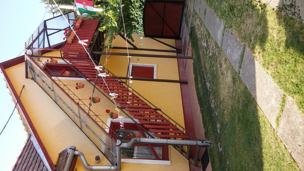 Zách Klára utcai Apartman Visegrád Exterior foto